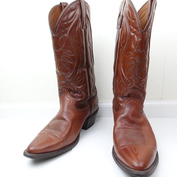 men's pointed toe cowboy boots